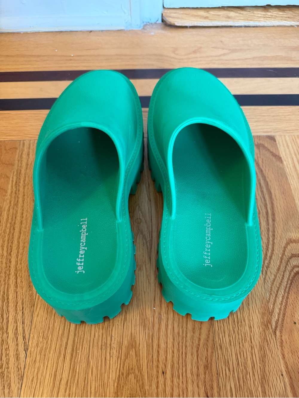 JEFFREY CAMPBELL GREEN PLATFORM CLOGS - Picture 4 of 7